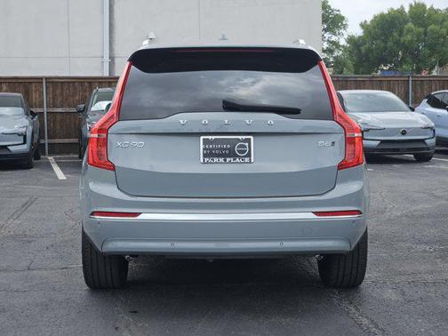 2024 Volvo XC90 B6 Plus Bright Theme 7-Seater