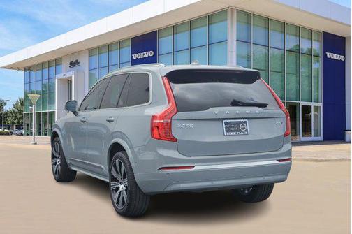 2024 Volvo XC90 B6 Plus Bright Theme 7-Seater