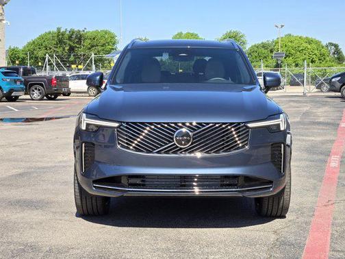 2025 Volvo XC90 Plug-In Hybrid T8 Plus 7-Seater