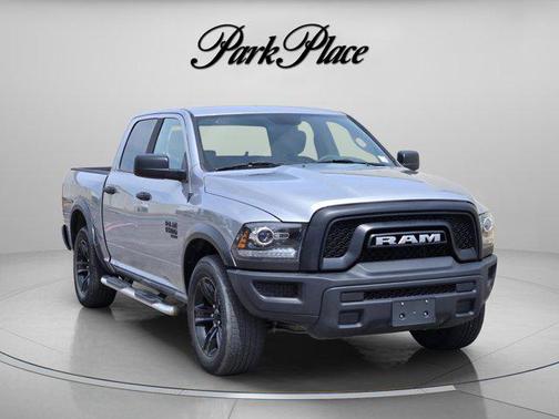 Billet Silver Metallic Clearcoat 2024 RAM 1500 Classic Warlock Crew Cab 4x4 5'7' Box