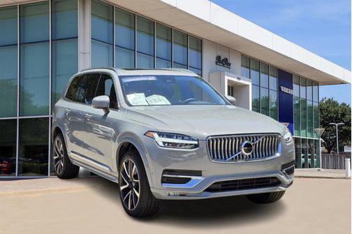 2025 Volvo XC90 B6 Plus 7-Seater