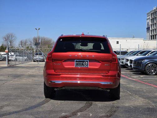 2022 Volvo XC60 B5 Inscription