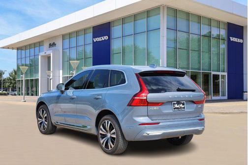 2022 Volvo XC60 B5 Inscription