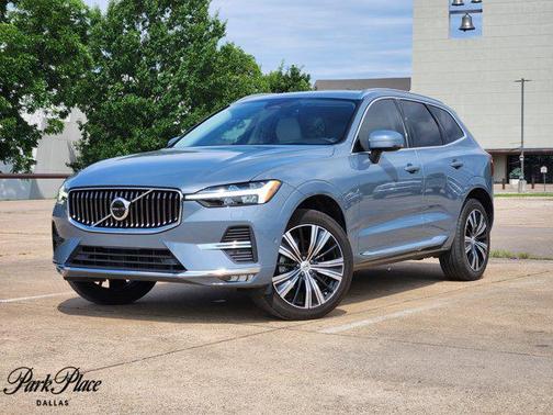 2022 Volvo XC60 B5 Inscription