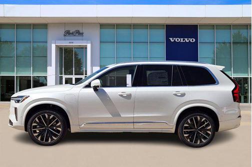 2025 Volvo XC90 Plug-In Hybrid T8 Ultra 7-Seater