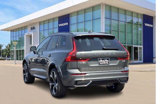 2026 Volvo XC60 Plug-In Hybrid T8 Ultra