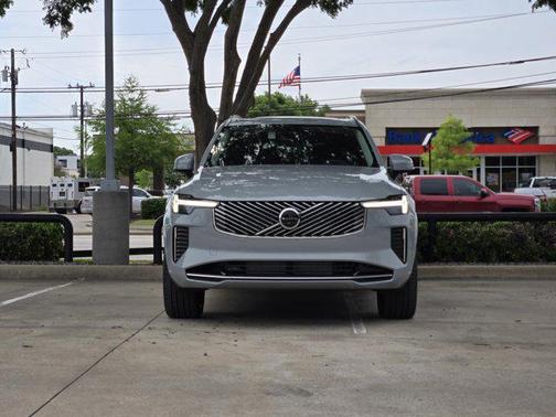 2025 Volvo XC90 Plug-In Hybrid T8 Ultra 7-Seater