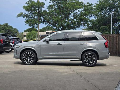 2025 Volvo XC90 Plug-In Hybrid T8 Ultra 7-Seater