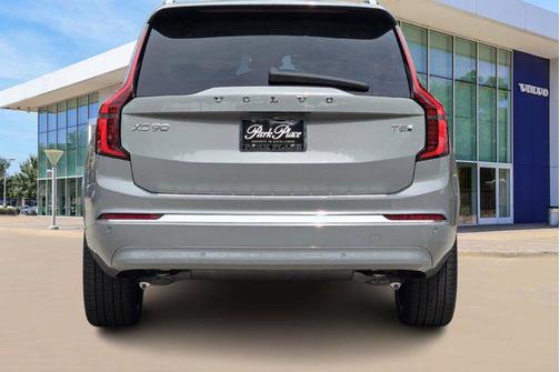 2025 Volvo XC90 Plug-In Hybrid T8 Ultra 7-Seater