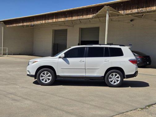 2011 Toyota Highlander Base