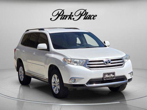 Blizzard Pearl 2011 Toyota Highlander Base