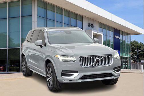 2025 Volvo XC90 B6 Plus 7-Seater