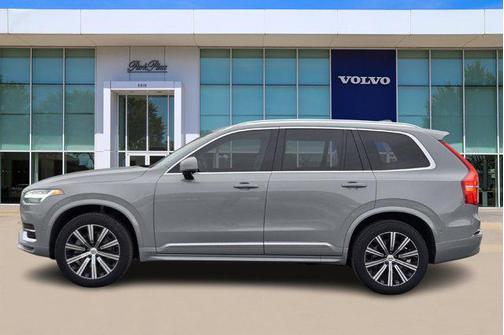 2025 Volvo XC90 B6 Plus 7-Seater