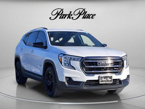 2022 GMC Terrain AWD AT4