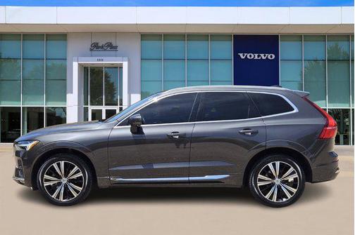 2022 Volvo XC60 B5 Inscription