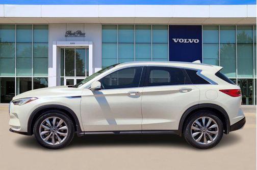2021 INFINITI QX50 LUXE