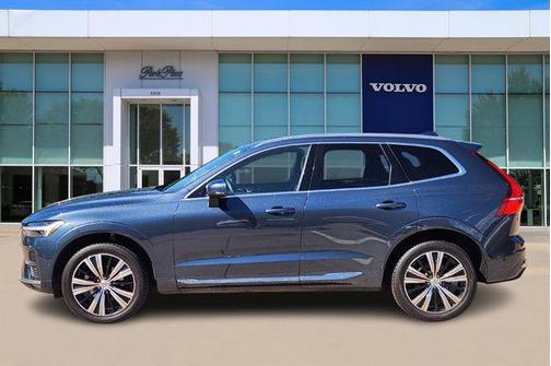 2022 Volvo XC60 B5 Inscription
