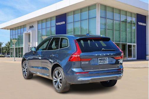 2022 Volvo XC60 B5 Inscription