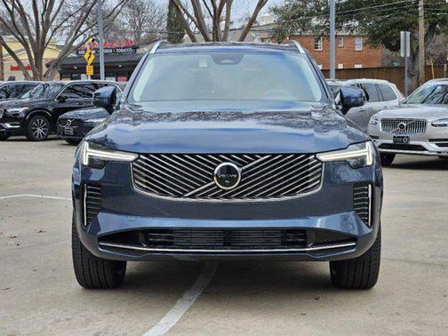 2025 Volvo XC90 Plug-In Hybrid T8 Plus 7-Seater