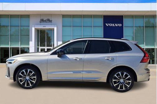 2025 Volvo XC60 B5 Plus