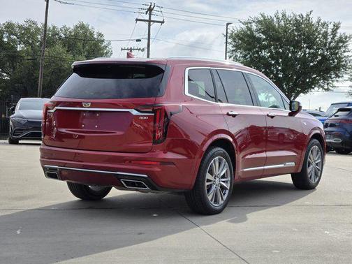 2023 Cadillac XT6 Premium Luxury FWD