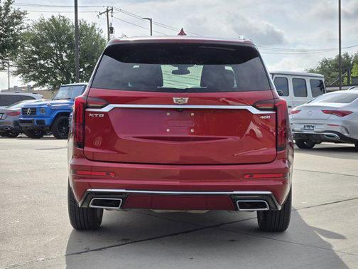 2023 Cadillac XT6 Premium Luxury FWD