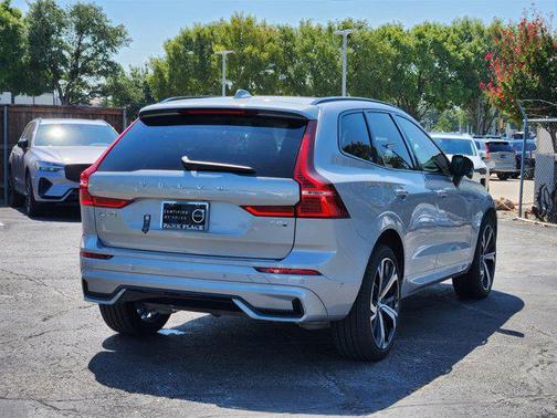 2025 Volvo XC60 Plug-In Hybrid T8 Ultra