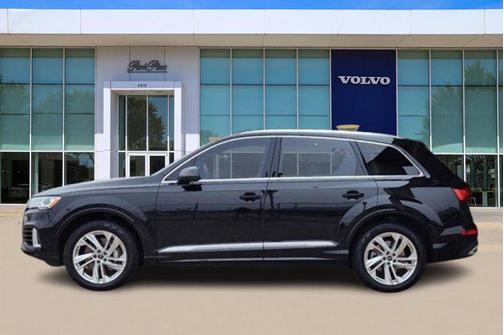 2022 Audi Q7 55 Premium Plus