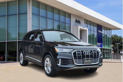2022 Audi Q7 55 Premium Plus
