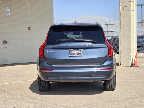 2026 Volvo XC90 B6 Plus 7-Seater