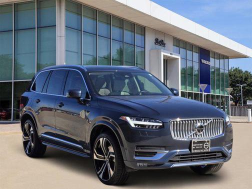 2025 Volvo XC90 B6 Ultra