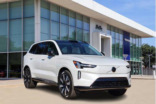 2025 Volvo EX90 Twin Motor Performance Plus