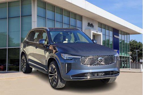 2026 Volvo XC90 B6 Plus 7-Seater