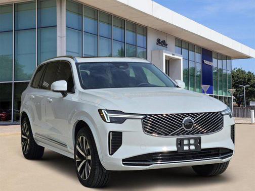 2025 Volvo XC90 B6 Core