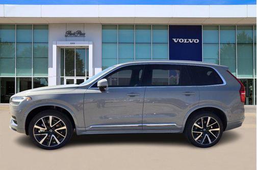 2025 Volvo XC90 B6 Plus 7-Seater