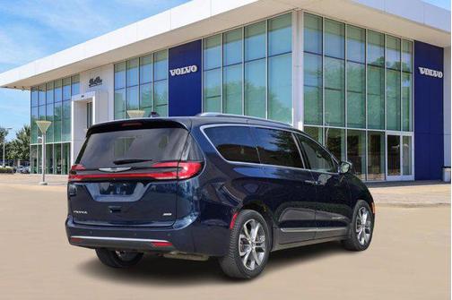 2021 Chrysler Pacifica L