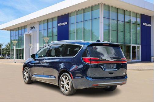 2021 Chrysler Pacifica L