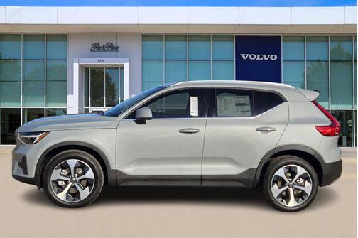 2025 Volvo XC60 Plug-In Hybrid T8 Plus