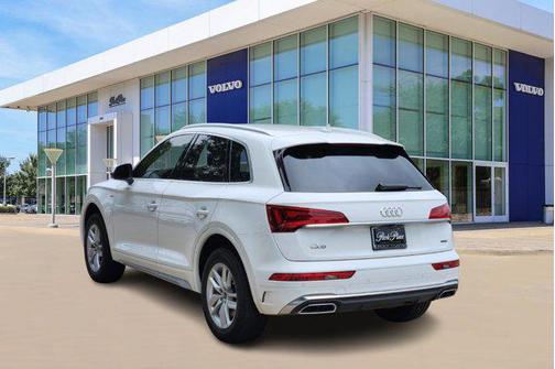 2022 Audi Q5 45 S line Premium