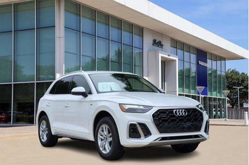 2022 Audi Q5 45 S line Premium