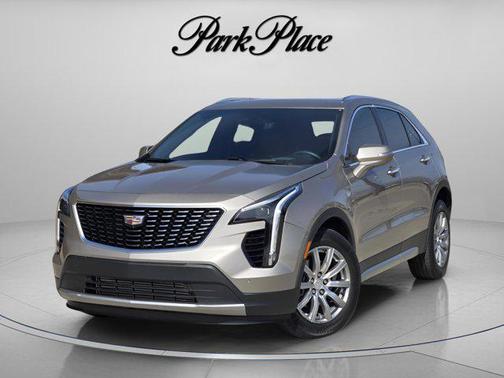 2022 Cadillac XT4 Premium Luxury
