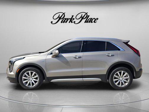 2022 Cadillac XT4 Premium Luxury