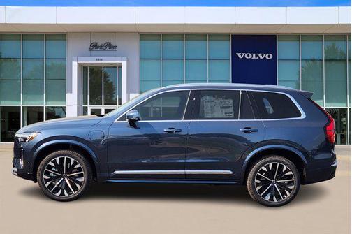 2026 Volvo XC90 Plug-In Hybrid T8 Plus 7-Seater