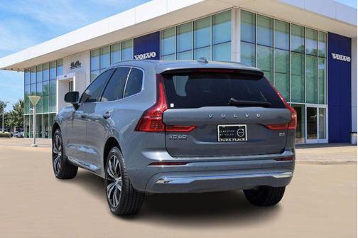 2022 Volvo XC60 B5 Inscription