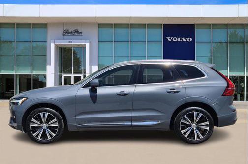 2022 Volvo XC60 B5 Inscription