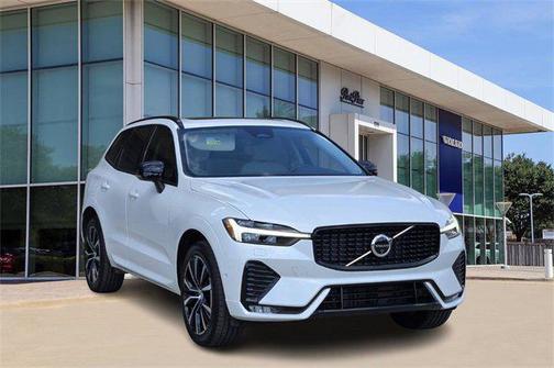 2025 Volvo XC60 B5 Plus