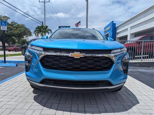 2025 Chevrolet Trax LT