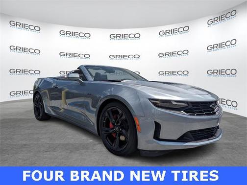 2023 Chevrolet Camaro RWD Convertible LT1