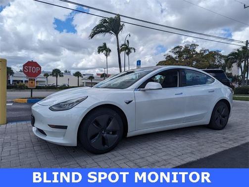 2020 Tesla Model 3 Standard Range Plus