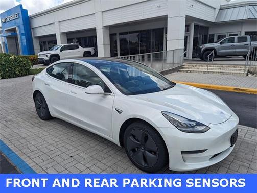 2020 Tesla Model 3 Standard Range Plus